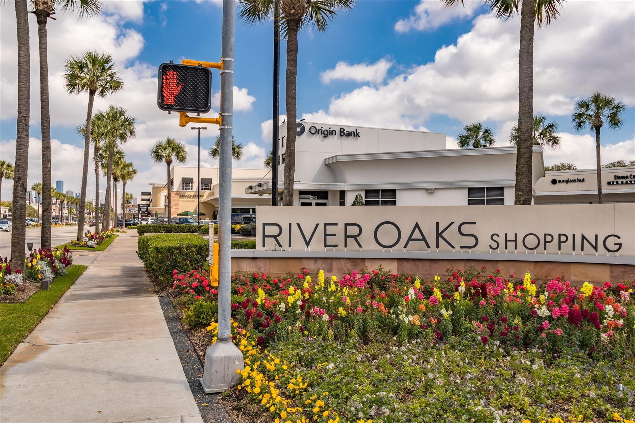 River Oaks Shopping